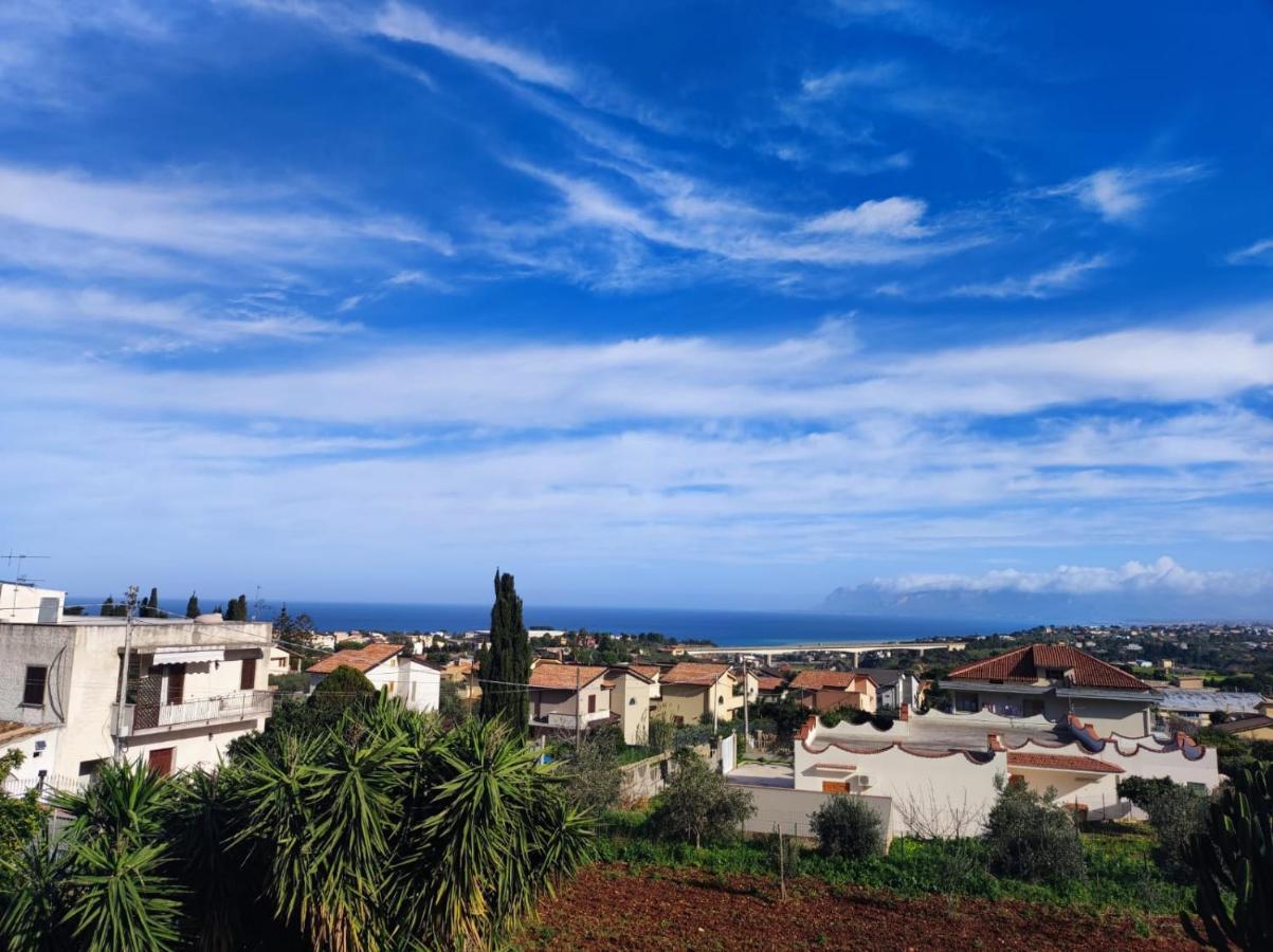 Appartamento In Villa Splendente Castellammare del Golfo Luaran gambar